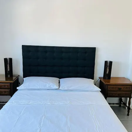 Departamento De 1 Dormitorio Con Vista A Las Sierras Av Colon 5034 Cordoba Exterior photo