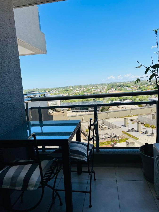 Departamento De 1 Con Vista A Sierras Av Colon 5034 Córdova