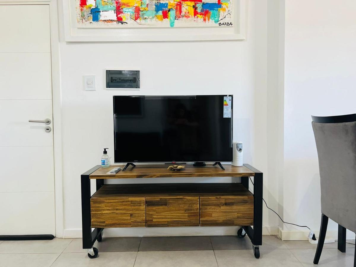 Departamento De 1 Con Vista A Sierras Av Colon 5034 Córdova